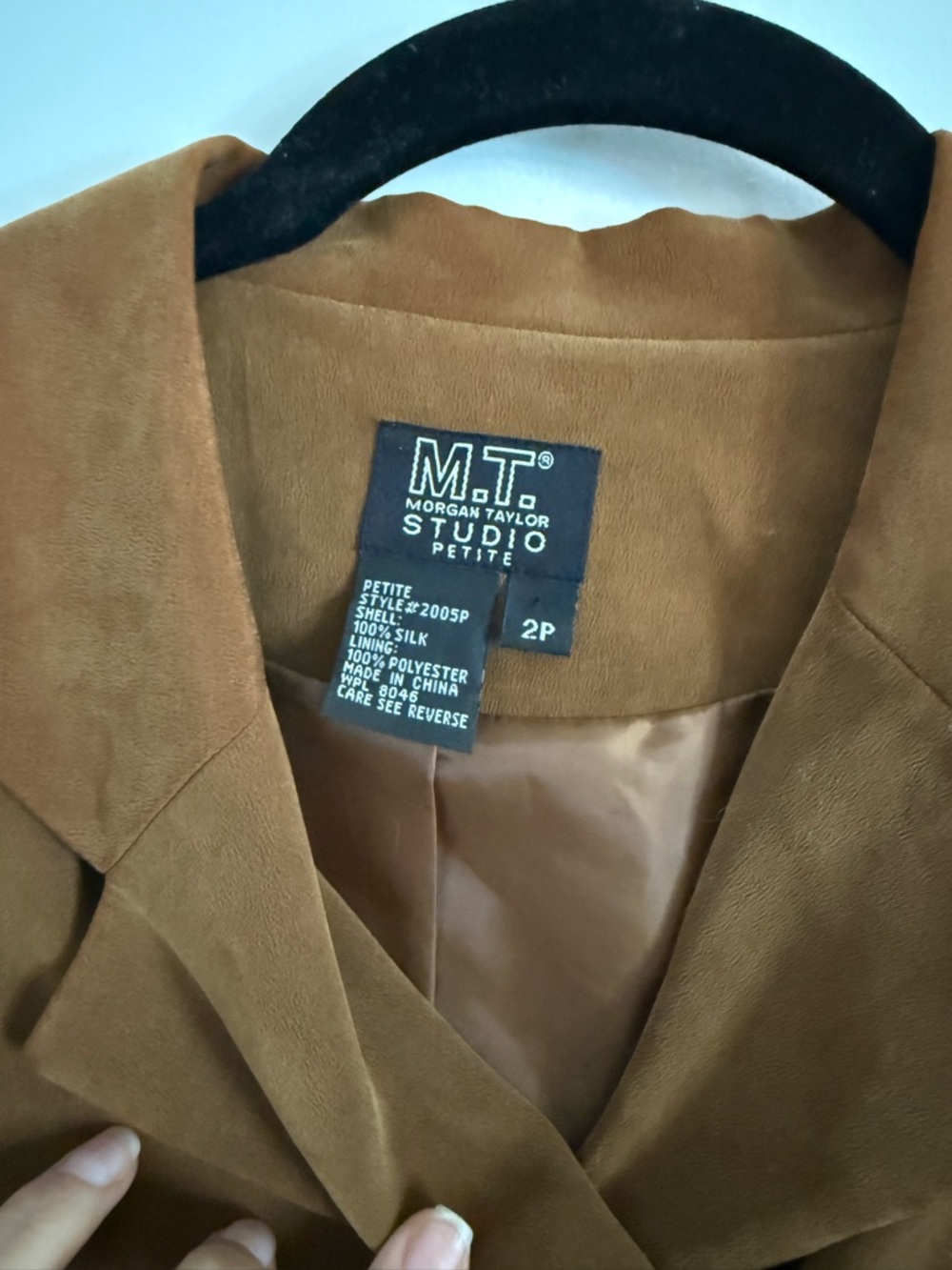 Morgan Taylor Double-Breasted Blazer & Trouser Set in Cognac Brown - Picture 6 of 7